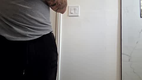 cappinrc8 online show from April 12, 8:43 pm