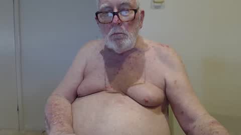 capt5105 online show from December 13, 11:50 pm