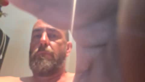captinawesome1 online show from May 14, 1:53 pm