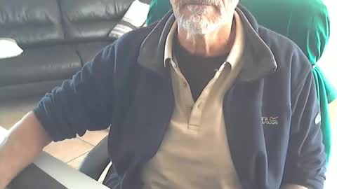 Snapshot of cargo69 chatting on October 5, 9:13 am cargo69 online show from October 5, 9:13 am