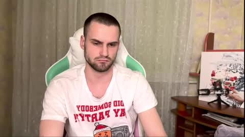 Cari online show from December 13, 7:42 pm