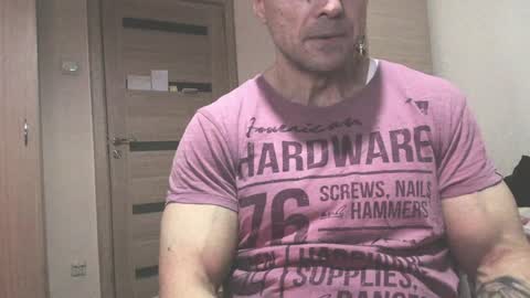 Snapshot of carin_the_body chatting on February 6, 5:57 am Laz online show from February 6, 5:57 am