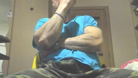 Laz online show from March 20, 7:07 pm