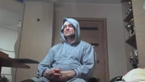 Laz online show from February 3, 6:22 am