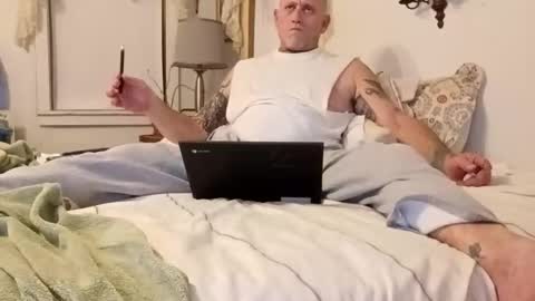 carldhammers online show from December 1, 1:52 am