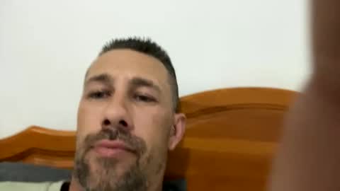 carlosrm440882 online show from May 2, 10:23 pm