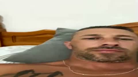 carlosrm440882 online show from July 8, 9:52 pm