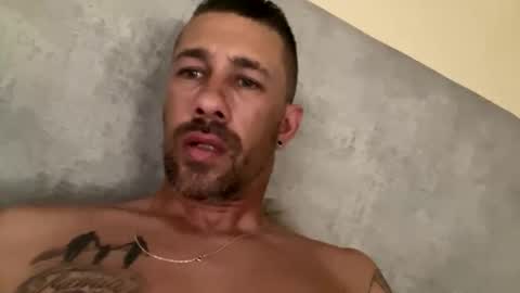 carlosrm440882 online show from May 23, 2:11 pm