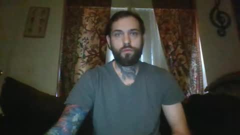 Snapshot of casualfrank chatting on October 20, 10:24 pm CasualFun online show from October 20, 10:24 pm