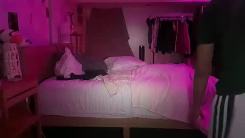 Kpapi online show from September 23, 8:35 am