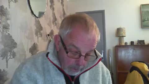 Champers online show from January 11, 11:03 am