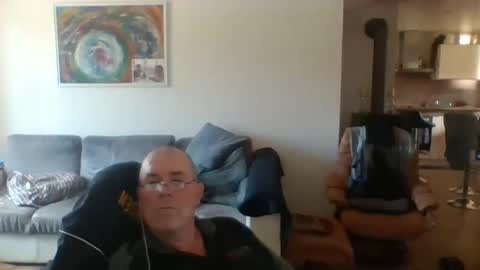 charles6064 online show from September 11, 12:59 pm