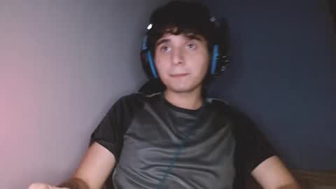 Snapshot of charley_quin chatting on October 19, 3:00 am Charley quinn online show from October 19, 3:00 am