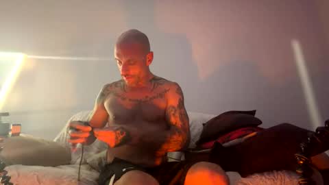 Chase2Attract online show from April 6, 3:47 am