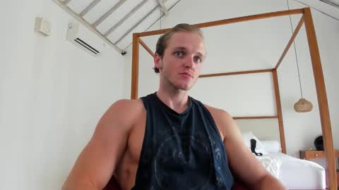 Chase Reed online show from February 8, 3:56 am