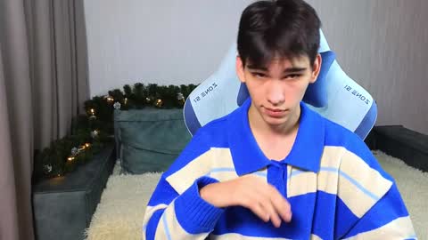 LUCASRYANPVT IS OPEN online show from December 6, 9:21 am