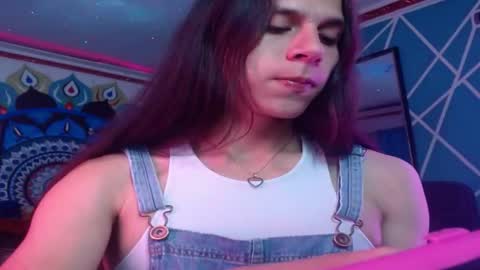 chico_explosivo online show from April 13, 2:45 am