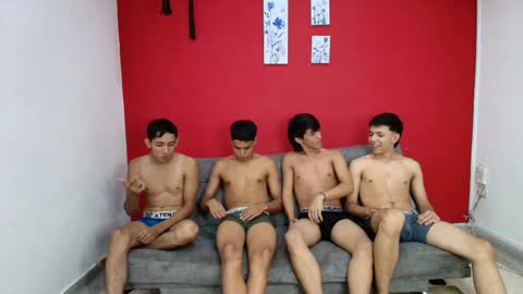 SANTIAGO JEFF KEDEEN  NAETHAN online show from January 15, 9:39 pm