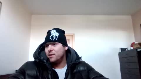 chiller832590 online show from January 19, 8:27 am