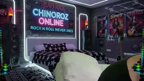 Enrique online show from December 4, 1:56 am