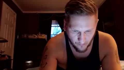 Christopher the Blue-Eye Guy online show from October 26, 10:34 pm