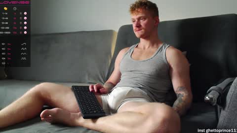 redhead thief of sausages and hearts online show from December 6, 7:54 am