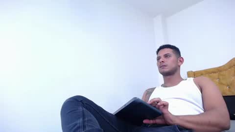 chris_dick2 online show from July 1, 4:57 am