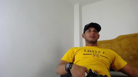 chris_dick2 online show from June 23, 4:39 am