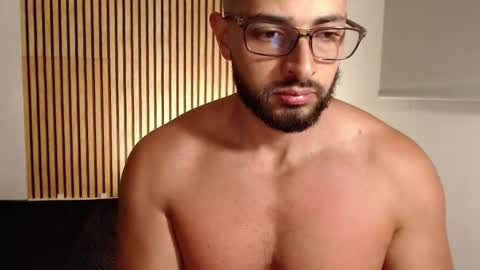 Snapshot of chris_magnum_ chatting on September 28, 2:31 am cris Twitter magnum101010 insta magnumc20 online show from September 28, 2:31 am