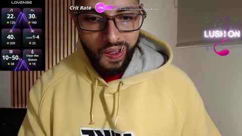 Snapshot of chris_magnum_ chatting on October 1, 8:24 pm cris Twitter magnum101010 insta magnumc20 online show from October 1, 8:24 pm