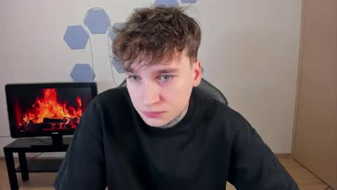 Chris Tyson online show from January 5, 4:04 am