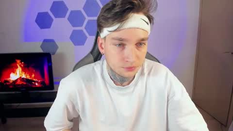 Chris Tyson online show from January 11, 8:32 pm