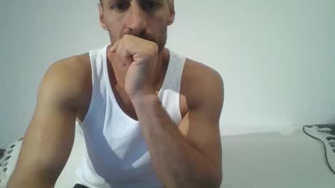 Snapshot of chrisaron chatting on October 15, 4:09 am chrisaron online show from October 15, 4:09 am