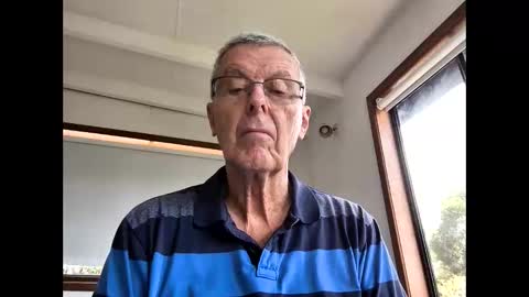 chrisbisex12 online show from April 3, 1:24 am