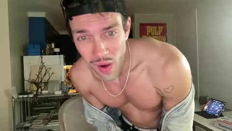 Snapshot of chriscool93 chatting on December 6, 5:31 am Content creator artist online show from December 6, 5:31 am