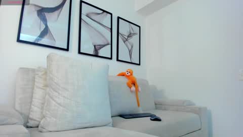 chrismorgan24 online show from September 13, 3:18 am