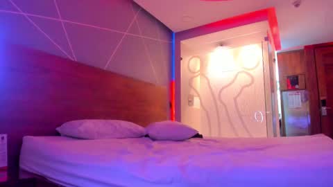 chrismorgan24 online show from March 9, 11:25 pm