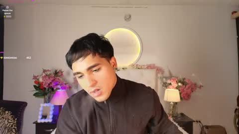 Christian Wang online show from July 8, 11:09 pm
