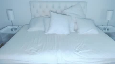 christiandiorx online show from April 18, 5:53 am