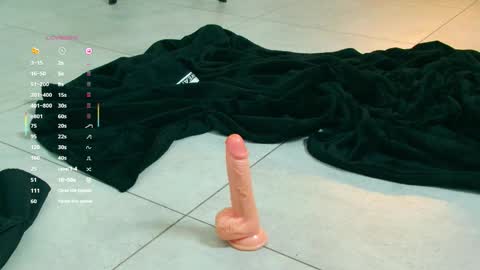 Snapshot of christianlevine_ chatting on October 4, 8:02 pm UPVOTE ME ------ ILL DO SOMETHING FOR FREE online show from October 4, 8:02 pm