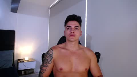 Snapshot of christianvalenzia chatting on December 12, 2:44 pm Christian online show from December 12, 2:44 pm