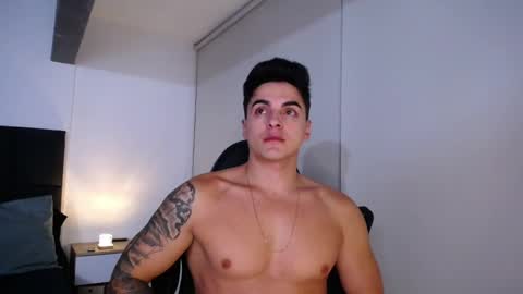 Snapshot of christianvalenzia chatting on January 25, 11:44 am Christian online show from January 25, 11:44 am