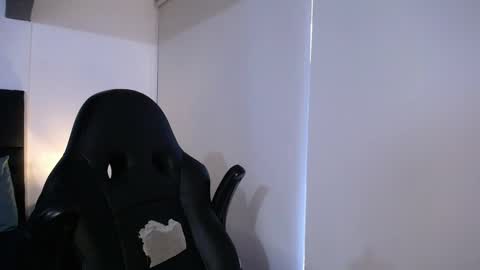 Snapshot of christianvalenzia chatting on January 24, 1:03 pm Christian online show from January 24, 1:03 pm