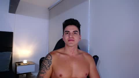 Snapshot of christianvalenzia chatting on January 6, 1:30 pm Christian online show from January 6, 1:30 pm