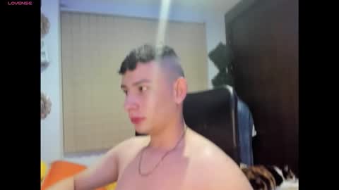 Snapshot of christmiller_1 chatting on November 1, 4:05 am christmiller_1 online show from November 1, 4:05 am