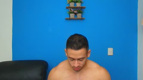 Christopher online show from January 19, 12:28 am