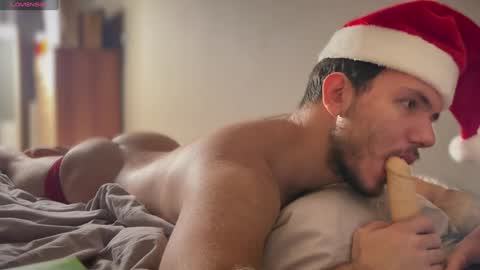 Snapshot of christophertan chatting on December 10, 1:22 pm Christopher online show from December 10, 1:22 pm