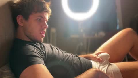 Christopher online show from November 1, 7:45 am