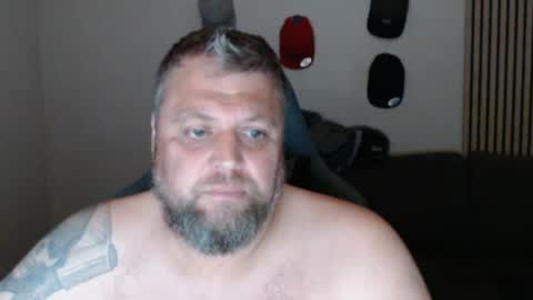 Chrizz online show from June 21, 9:42 pm