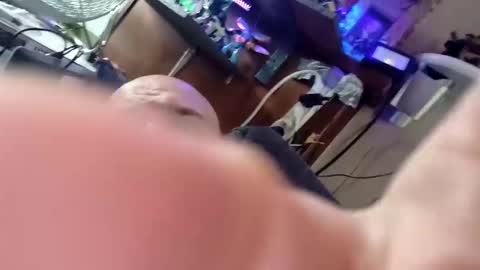 Chubbydutch man online show from October 13, 7:47 am